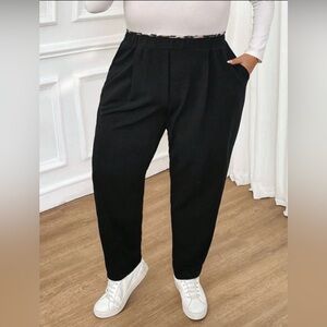 SHEINCurve+ Black Relaxed Track Jogger Pants with Side Pockets